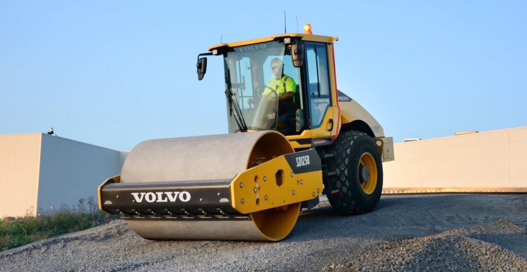 12-Ton SD125 Compactor Enhances Volvo CE’s Equipment Lineup